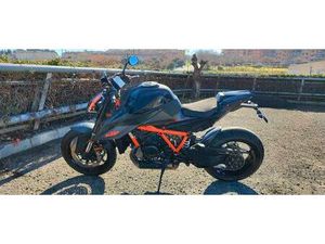 KTM - SUPERDUKE 1290R