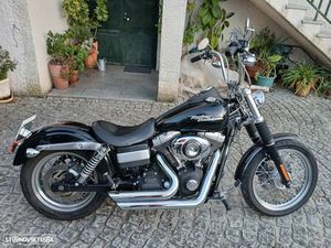 HARLEY-DAVIDSON DYNA STREET BOB