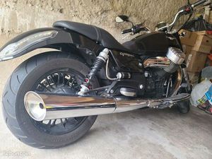 MOTO GUZZI CALIFORNIA CUSTOM 1400