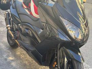 YAMAHA TMAX 500 NERO