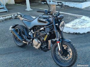 HUSQVARNA 401 SVARTPILEN