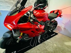 DUCATI PANIGALE V4S