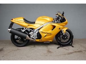 1997 PRISTINE TRIUMPH DAYTONA T595 A VENDRE