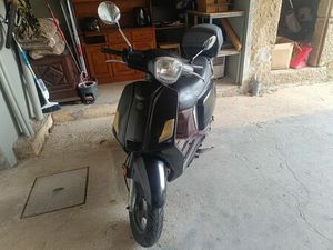 VENDO MOTO KEEWAY ZAHARA 50 CC PEDROSO E SEIXEZELO