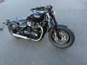 TRIUMPH BOBBER 2021, NUR 800KM
