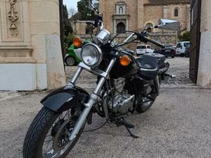 SUZUKI - MARAUDER 250