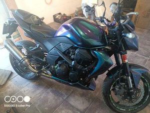 KAWASAKI - Z750