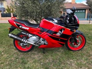 HONDA - CBR 600 F2