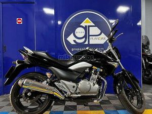 SUZUKI - INAZUMA 250