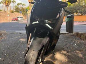 YAMAHA - XMAX 125 TECH MAX