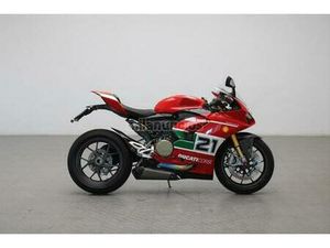 DUCATI - PANIGALE V2