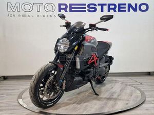 DUCATI - DIAVEL CARBON