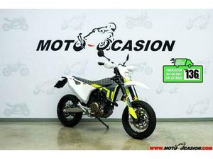 HUSQVARNA - 701 SUPERMOTO