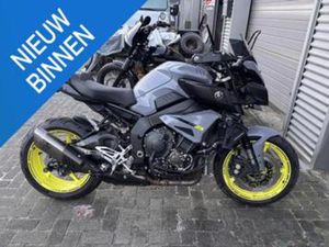 YAMAHA MT-10 ABS AKRAPOVIC - NIEUWE BANDEN - RECENT ONDERHOU — MOTOREN | YAMAHA — MARKTPLAATS