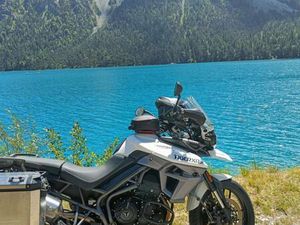 OCCASION TRIUMPH TIGER 800 XRX