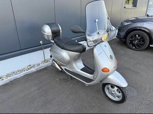 VESPA ET4 125-FRISCH AB MFK, GROSSER SERVICE, SEHR GEPFLEGT