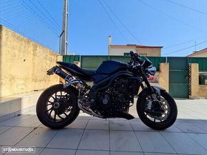TRIUMPH SPEED TRIPLE FASE 2