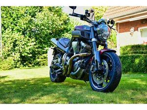 YAMAHA MT01 RP12 MIT RIEMENANTRIEB, AKRAPOVIC
