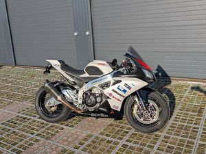 APRILIA RSV4 2010 CANTON ZURICH -