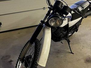 YAMAHA DT 125 2A8 CANTON BERNE -