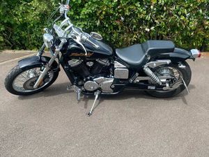 HONDA SHADOW BLACK WIDOW 750