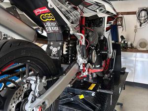 SWM SM 125 R IN KTM EXC OPTIK SUPERMOTO / SUMO