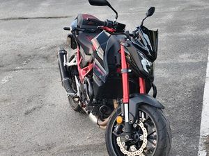 HORNET 750 2024 - 9400KM