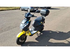 PEUGEOT KISBEE 50 CCM ROLLER SONDERMODELL STREETZONE 25