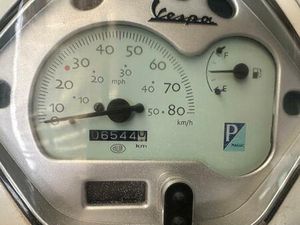 PIAGGIO VESPA LX 50 4T WEIß 2HD 2 SCHLÜSSEL