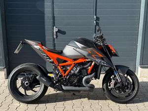 KTM 1290 SUPER DUKE R EVO – TECH PACK | 4.753 KM | TOP-ZUSTAND