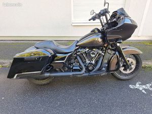 ROAD GLIDE ST