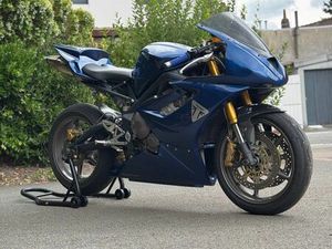 TRIUMPH DAYTONA 675 PISTE