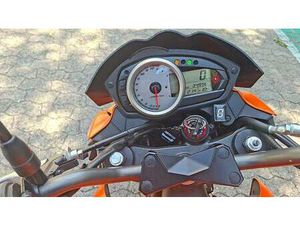 MAGNIFIQUE KAWASAKI Z750