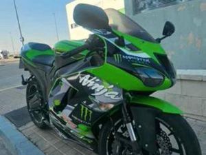 KAWASAKI - ZX6R
