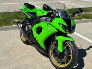 KAWASAKI - NINJA ZX10R