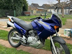 MOTO HONDA VARADERO 125