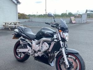 YAMAHA FZ6-NS FAZER 600