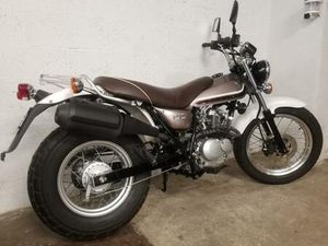 ② SUZUKI VANVAN 125 CC IMPECABLE