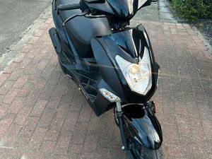 ② KYMCO AGILITY A KLASSE SCOOTER