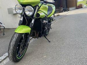TRIUMPH SPEED FOUR 600 CANTON ARGOVIE -