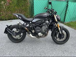 BENELLI 752 S SCHWARZ