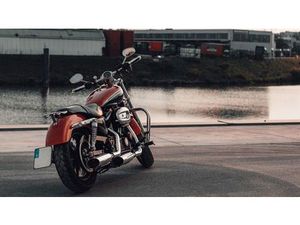 HARLEY-DAVIDSON SPORTSTER