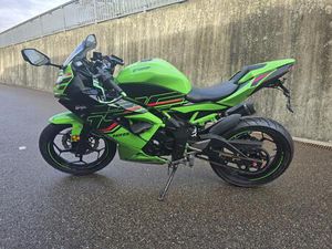 MOTORRAD KAWASAKI NINJA 125 PERFORMANCE