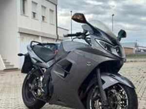 TRIUMPH ST 1050 SPRINT
