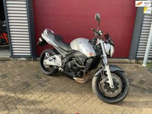 SUZUKI GSR 600 NIEUWE BANDEN — MOTOREN | SUZUKI — MARKTPLAATS