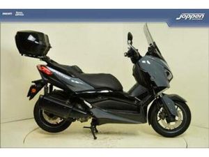 YAMAHA X-MAX 300 (BJ 2021) — MOTOREN | YAMAHA — MARKTPLAATS