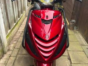 PIAGGIO ZIP — SCOOTERS | PIAGGIO — MARKTPLAATS
