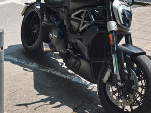DUCATI - XDIAVEL