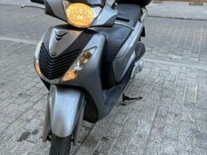 HONDA - SH 125I SCOOPY 2012