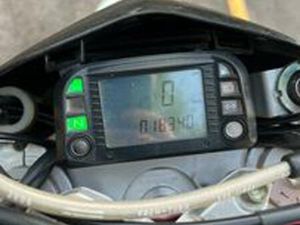 HUSQVARNA SM 610 - 2007 - 18.000 KM